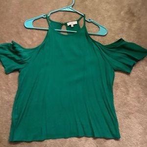 Cold shoulder green tee